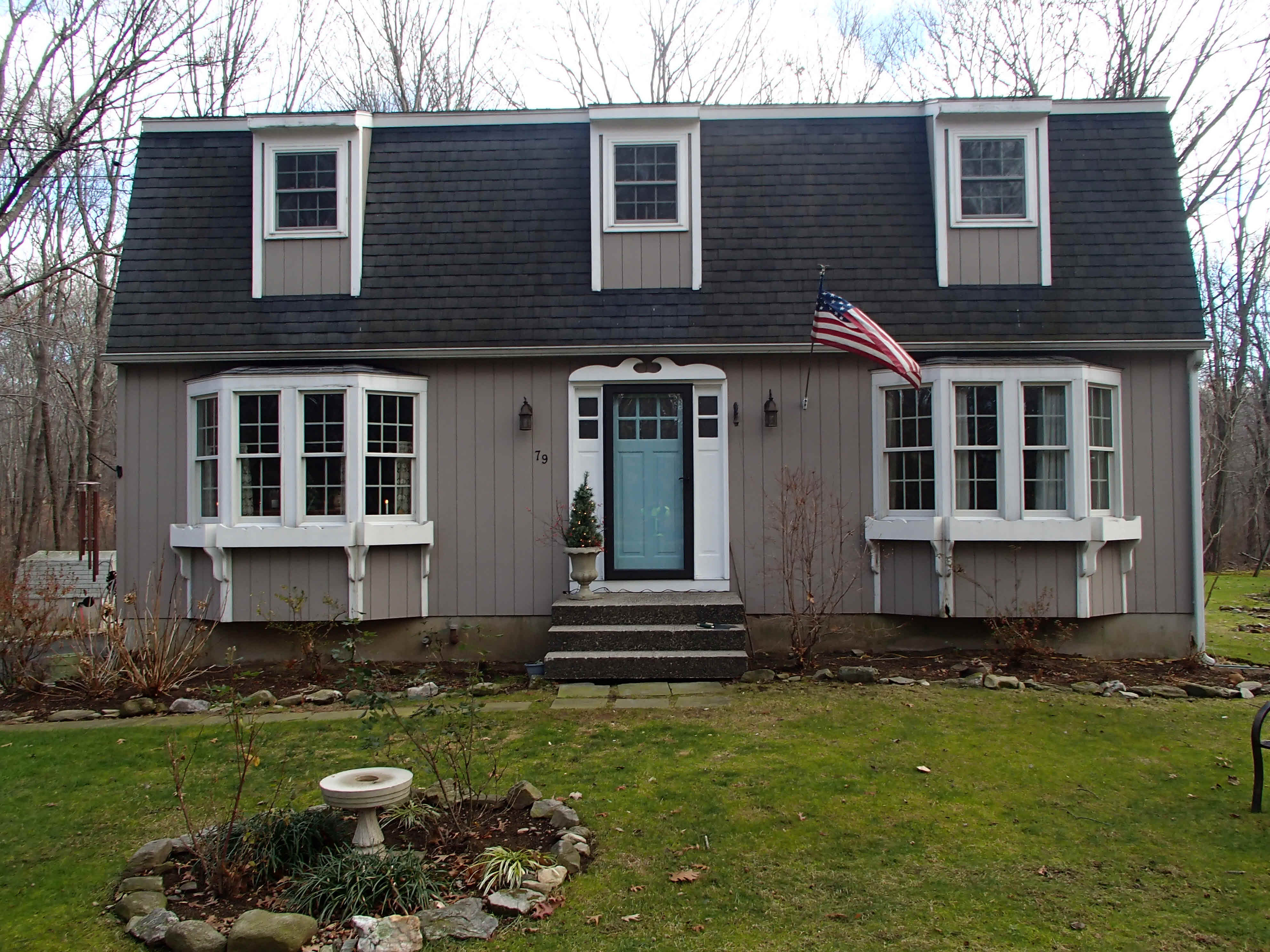 Building photograph for 79 BLUEBERRY HILL RD
